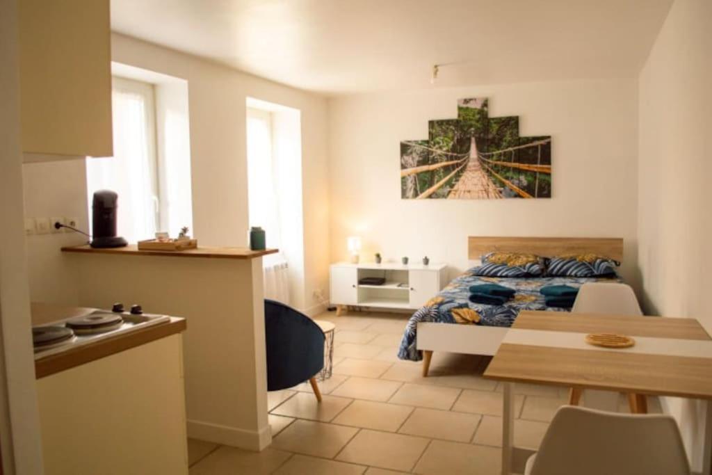 Studio Cosy Tv Wifi Confortable Et Chaleureux Gaillon エクステリア 写真